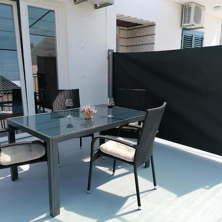 Apartmani Vesa Primošten Exterior foto